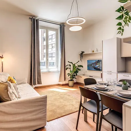 Aweshomeitaly Luxury Apartment *