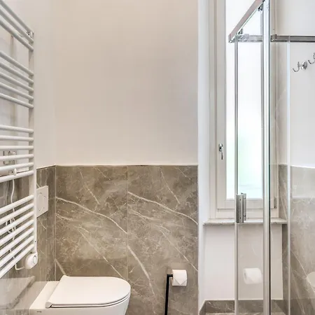 Lägenhet Aweshomeitaly Luxury Pisa